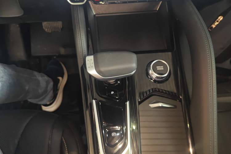 Used Geely Auto Monjaro L 2024 2.0TD DCT EVO Two-Wheel Drive Long-Range Version