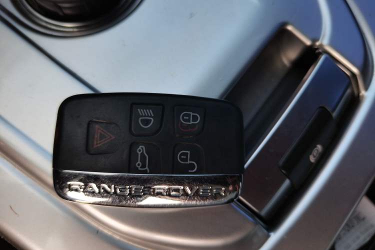 Used Land Rover Discovery Sport 2017 2.0T PURE