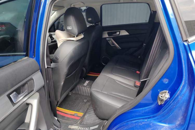 Used Haval H2 2017 Red-Label 1.5T Manual Two-Wheel Drive Luxury Model