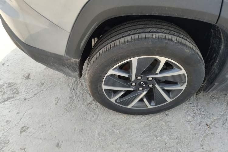 Used Chevrolet Equinox Plus 2024 102km RS Flagship Edition Exterior 5