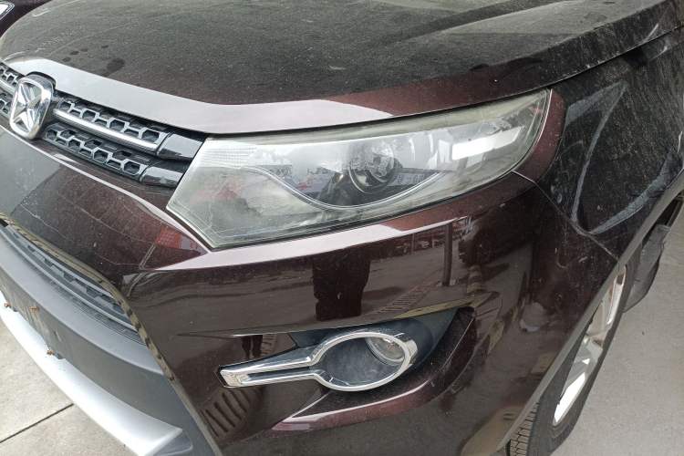 Used JMC Yusheng S330 2016 1.5L GTDi Automatic Two-Wheel Drive Comfort Edition
