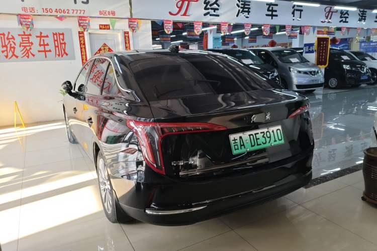Used Hongqi E-QM5 2022 431 km Charge & Enjoy Edition
