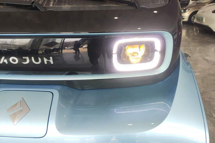 Used Baojun E300 2020 Plus Interstellar Smart Edition Left Front Headlight