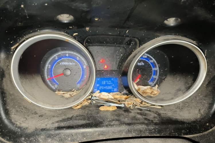 Used CHANGAN KAICHENG Ruixing M80 2014 1.5L Standard Version 4G15S
