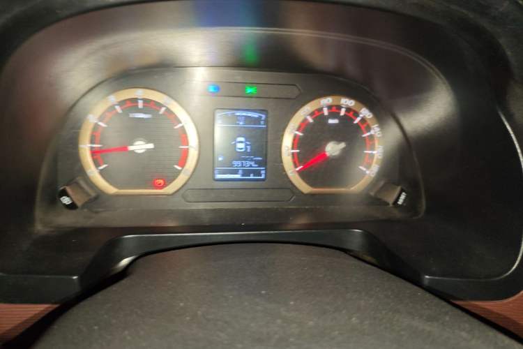 Used FORTHING Lingzhi 2017 M5 1.6L Luxury Model