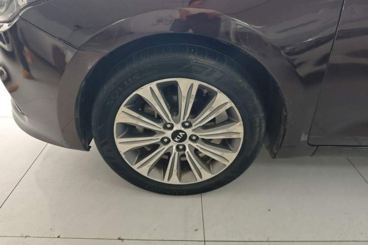 Used Kia K4 2014 1.8L Automatic DLX
