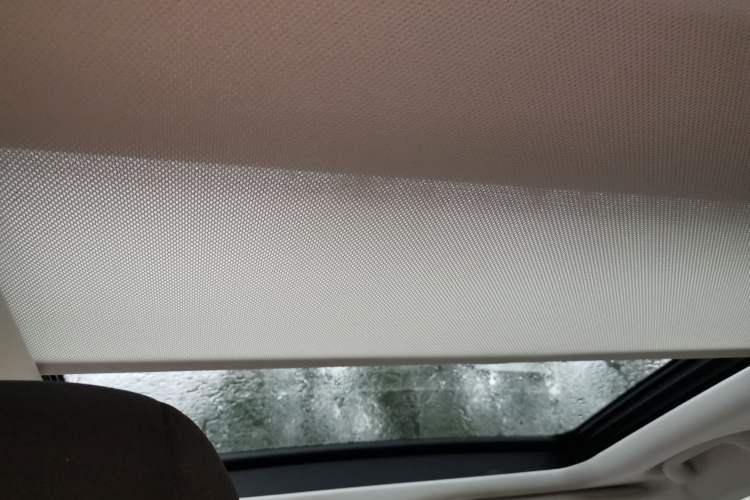 Used Jeep Renegade 2016 2.0L Automatic Four-Wheel Drive 75th Anniversary Tribute Edition Headliner