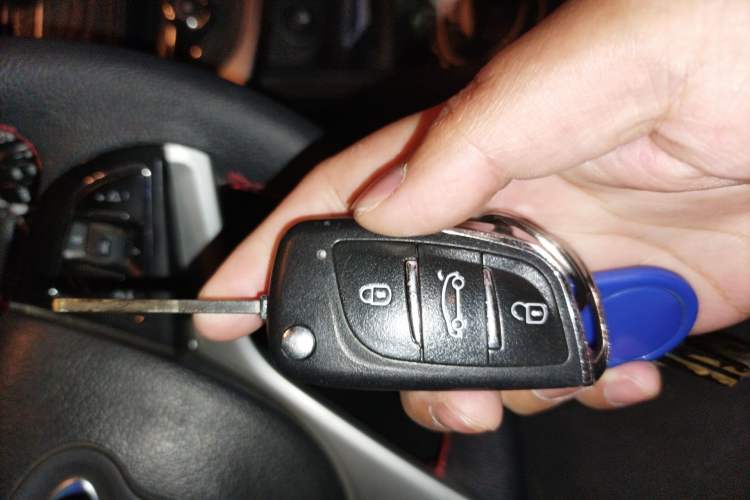 Used JAC Group Refine S3 2017 1.6L CVT Luxury Smart Model
