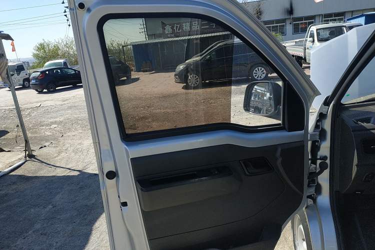 Used Wuling Rongguang New Truck 2021 1.5L Rural Version LV1 Extended Double-Cab L3C
