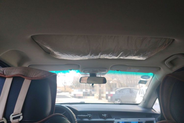 Used Geely Auto Vision X3 2017 1.5L Manual Luxury Model Headliner