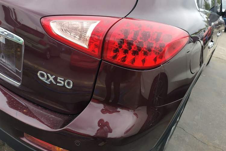 Used Infiniti QX50 2013 2.5L 4x4 Elegant Edition Exterior 3