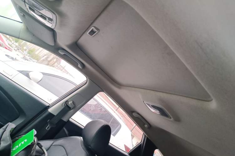 Used Hyundai ix35 2015 2.0L Automatic 2WD Smart Type China IV