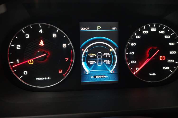 Used BYD Tang 2018 2.0T Automatic SmartConnect Luxury 7-Seater China V Emission Standard