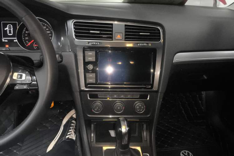 Used Volkswagen Golf 2019 1.6L Automatic Comfort Model China V Standard