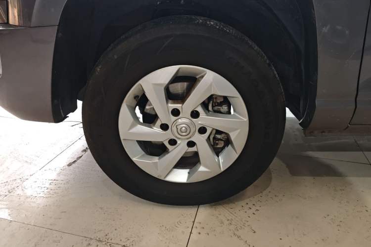 Used Great Wall King Kong Poer 2024 2.0T Automatic 8AT Gasoline Two-Wheel-Drive Elite Version with Flat Bed
