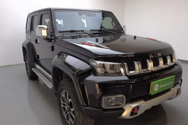 Used BAIC Off-Road BJ40 2019 Updated Version 2.0T Automatic All-Wheel Drive Urban Hunter Edition Premium China V Emission Standard
