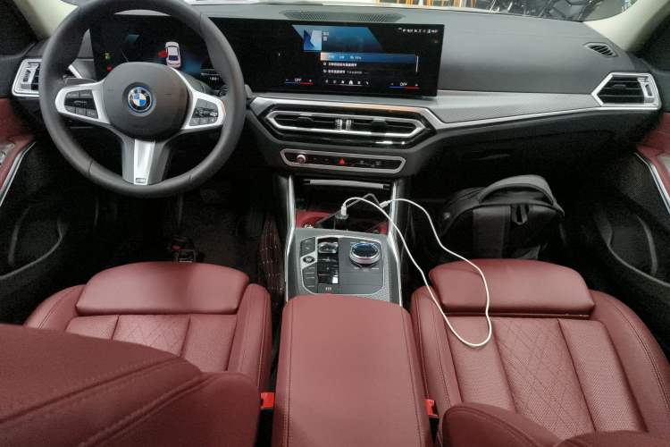 Used BMW i3 2024 eDrive 35 L
