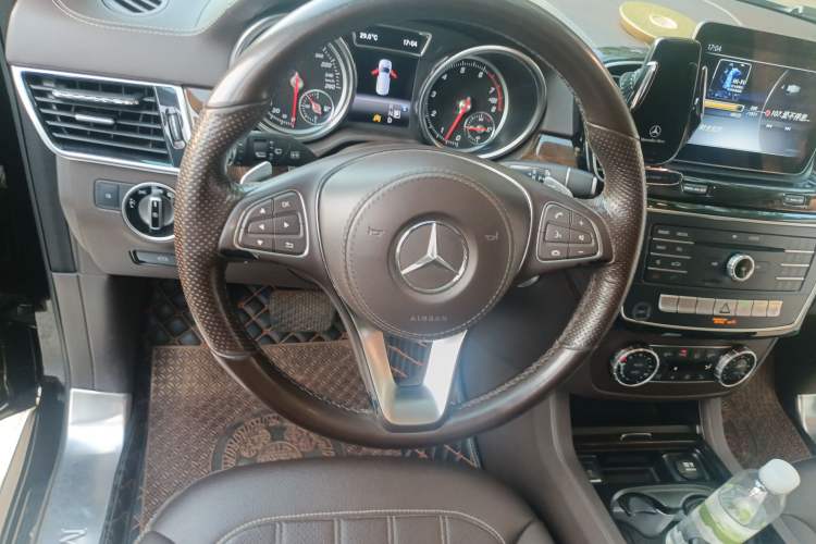 Used Mercedes-Benz GLS 2018 Refreshed GLS 400 4MATIC Dynamic Edition Steering Wheel