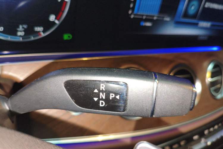 Used Mercedes-Benz E-Class 2017 E 300 L Luxury Model