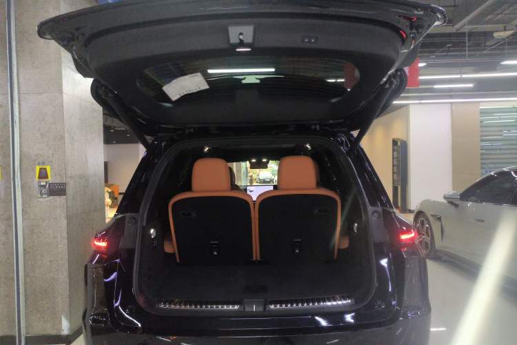 Used Li Auto L9 2025 Ultra Smart Refreshed Edition