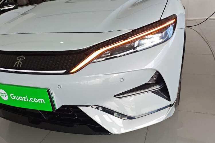 Used BYD Song L EV 2025 Intelligent Driving Version 662 km LiDAR Excellence Edition Left Front Headlight