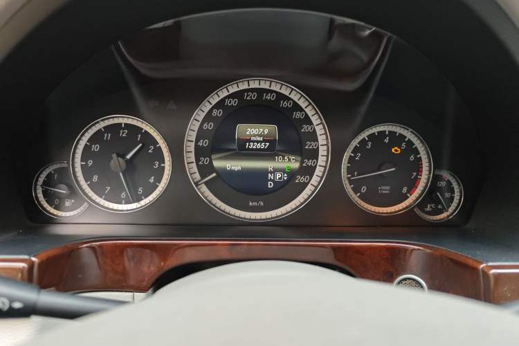 Used Mercedes-Benz E-Class 2013 E 260 L CGI Elegant Model
