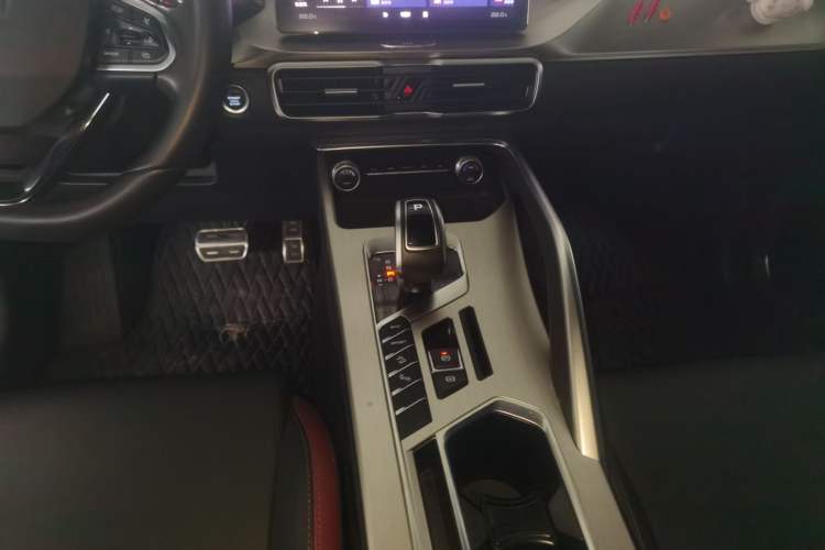 Used Geely Auto Coolray 2020 PRO 260T DCT Knight
