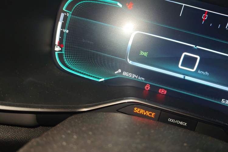 Used Citroen C5 AIRCROSS 2017 350THP Fashion Edition Odometer Close Up