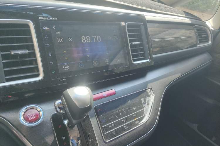 Used Honda Elysion 2016 2.4L Luxury Edition