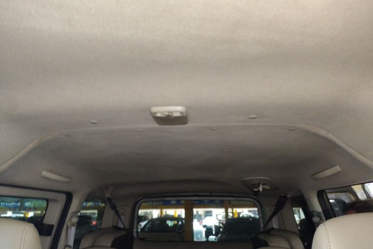 Used Nissan NV200 2018 1.6L CVT Luxury Model Headliner