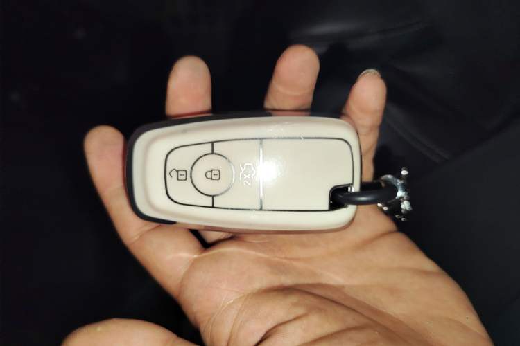 Used Ford Explorer 2023 EcoBoost 285 Four-Wheel Drive Stylish Plus Version 7 Seats