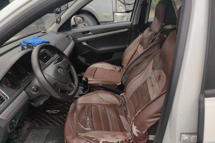 Used Volkswagen Lavida 2017 1.6L Manual Fashion Edition