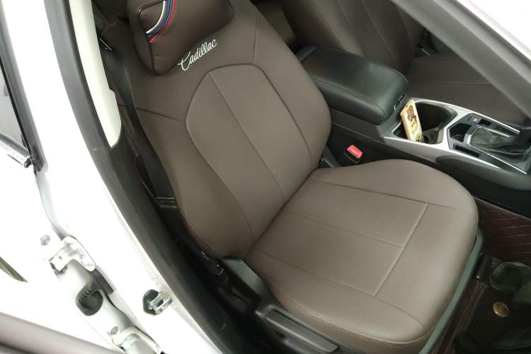 Used Cadillac SRX 2014 3.0L Comfort Model
