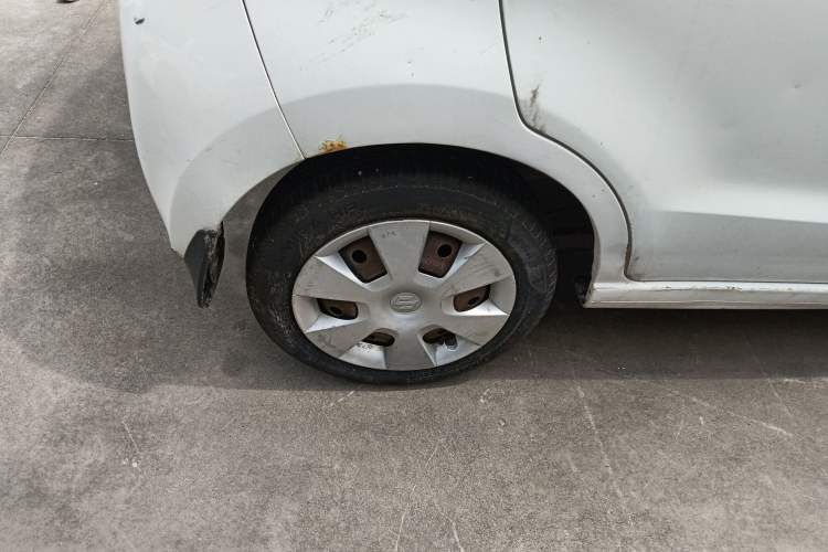 Used Suzuki Alto 2013 Revised Version 1.0L Manual Comfort Edition Right Rear Wheel Hub