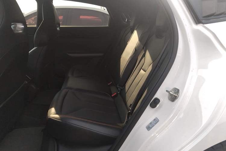 Used CHANGAN UNI-V 2023 1.5T Premium Model