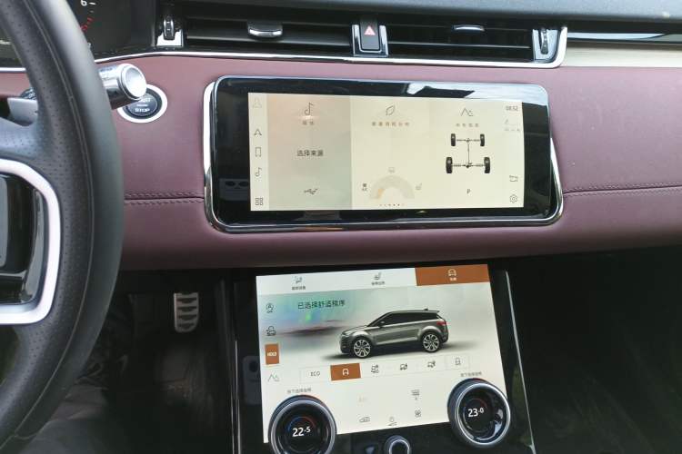 Used Land Rover Range Evoque 2022 Facelifted Aurora L 249 PS R-Dynamic Luxury Edition Audio And AC Panel