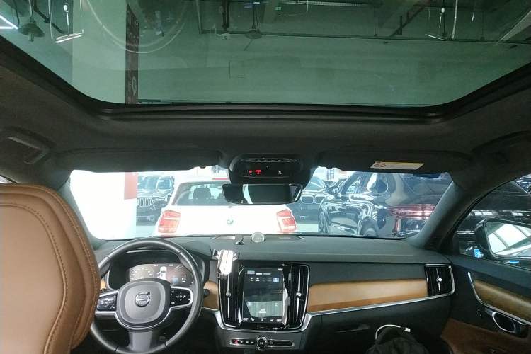 Used Volvo S90 New Energy 2021 T8 eDrive Hybrid Zhiyi Luxury Edition Headliner