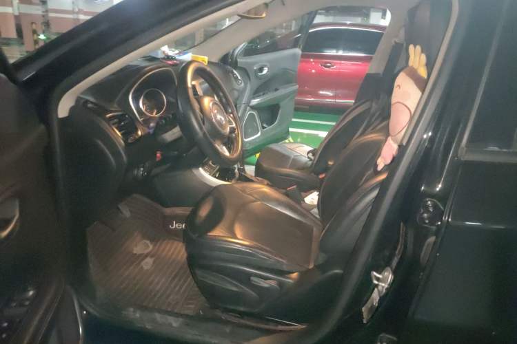 Used Jeep Compass 2017 200T Automatic Family Edition