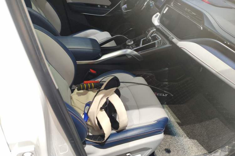 Used Geely Auto Emgrand X7 Sport 2022 Boyue X 1.8TD DCT Smart Edition Right Front Seat