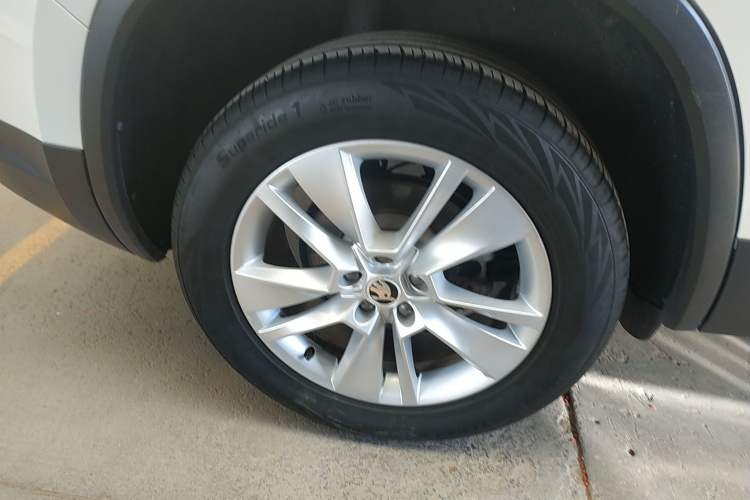 Used Skoda Kodiaq 2017 TSI330 7-Seater Two-Wheel-Drive Luxury Edition
