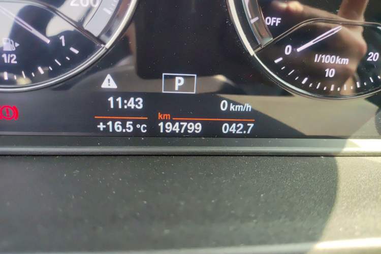 Used BMW 2 Series 2014 220i Sport Design Package
