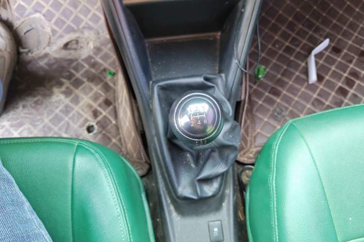 Used Toyota YARiS L Zhi Xuan 2016 Revised 1.3E Manual – Charming Edition