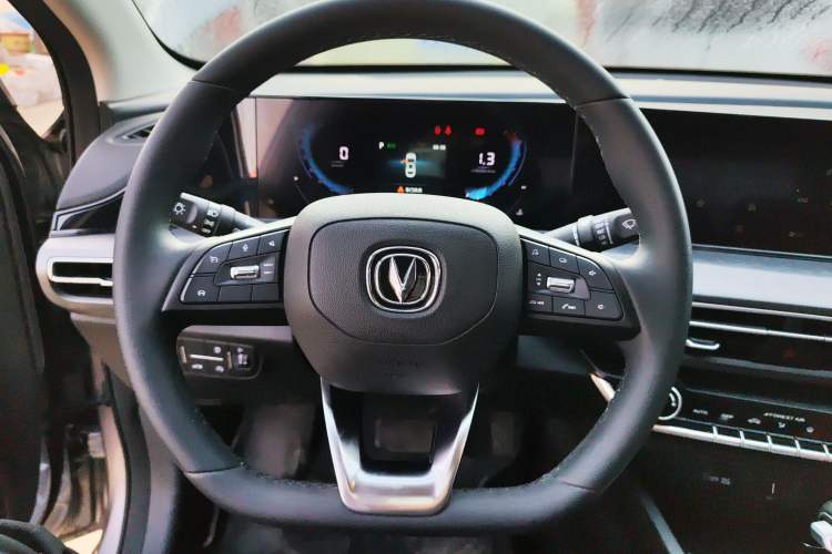 Used Changan Eado 2021 PLUS Blue Whale NE 1.4T GDI DCT Prestige Model