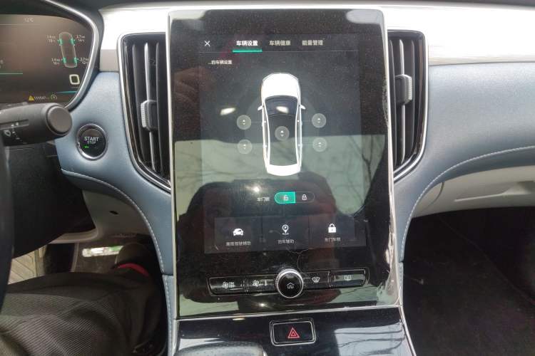 Used Rising ER6 2020 620 km Smart Edition
