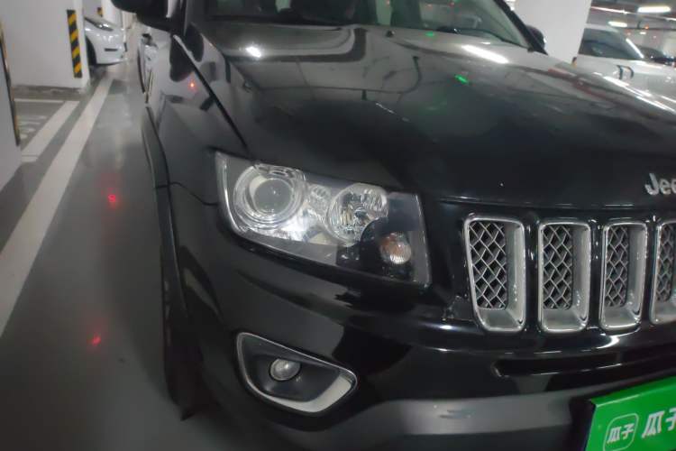 Used Jeep Compass 2014 2.4L four-wheel drive luxury navigation version