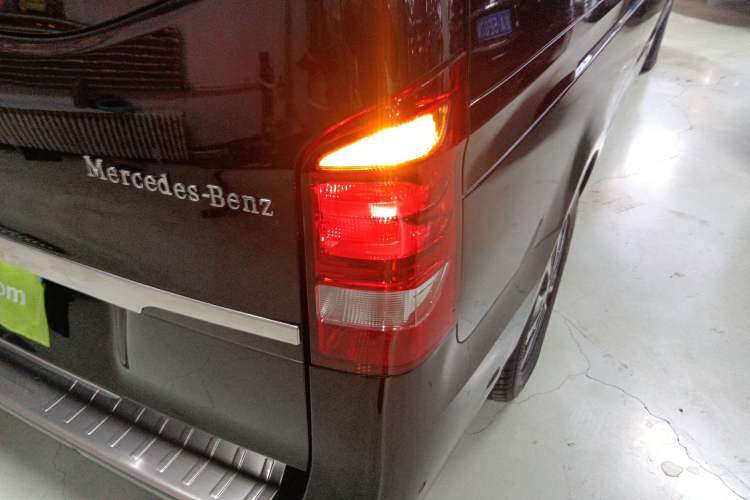 Used Mercedes-Benz Vito 2016 2.0T Elite Edition
