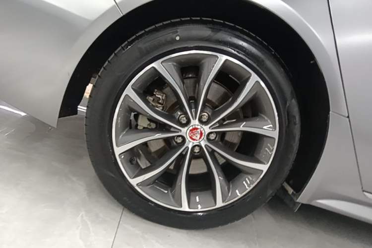 Used Jaguar XFL 2021 XFL 2.0T P250 Two-Wheel-Drive Elite Sport Edition