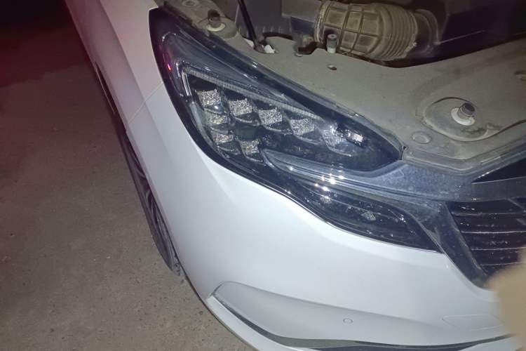 Used Buick GL8 2021 ES Land Cruiser 653T Luxury Edition Right Front Headlight