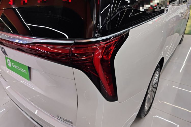 Used Buick Century 2023 2.0T Four-Seat Private Edition Exterior 3