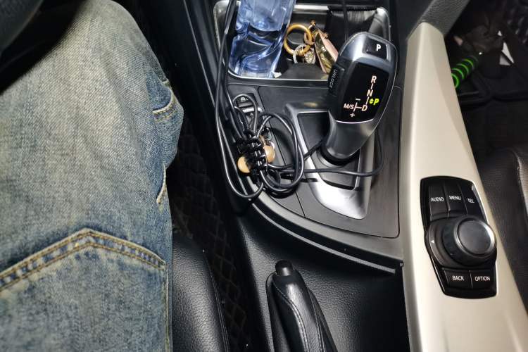 Used BMW 3 Series GT 2014 320i Leading Model